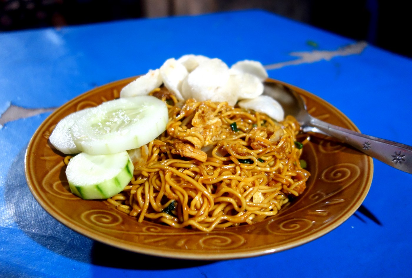 Mie goreng ayam - Fried noodles with chicken - Indonesia - Exotic