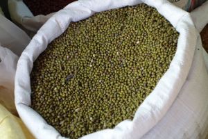 Mung beans sold from bag on the market in Sri Lanka