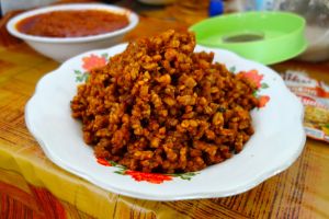 Sambal goreng tempe - crispy fried tempeh