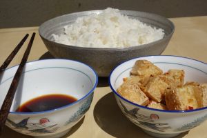 Fried tofu with red chilies and lemon grass